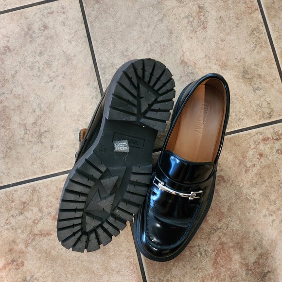 Penny Platorms - Lightly Worn Genuine Leather Loafers - Picture 6 of 6